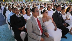 Cientos de parejas se dan el ‘sí’ en Nicaragua en el día de San Valentín