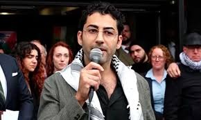 Juez de EEUU impide deportar a estudiante palestino detenido en protestas por Gaza