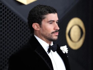 “DTMF” y “Debí Tirar Más Fotos” coronan a Bad Bunny en Premios Lo Nuestro