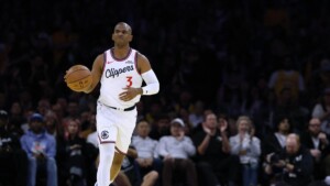 Chris Paul anuncia su retirada tras 21 temporadas en la NBA y rescisión con Toronto Raptors