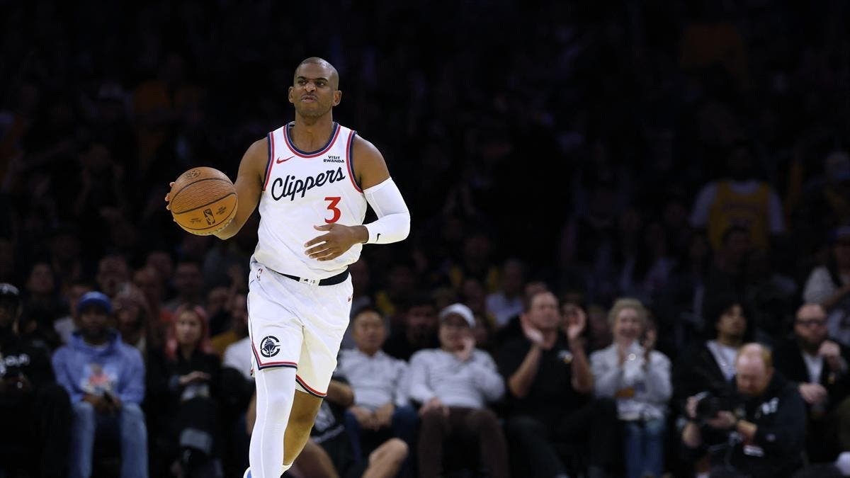 Chris Paul anuncia su retirada tras 21 temporadas en la NBA y rescisión con Toronto Raptors