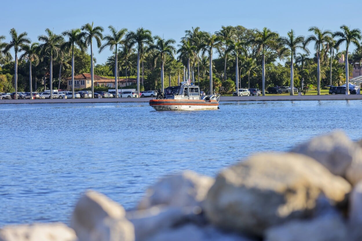 Servicio Secreto abate a hombre armado que ingresó a residencia de Trump en Florida