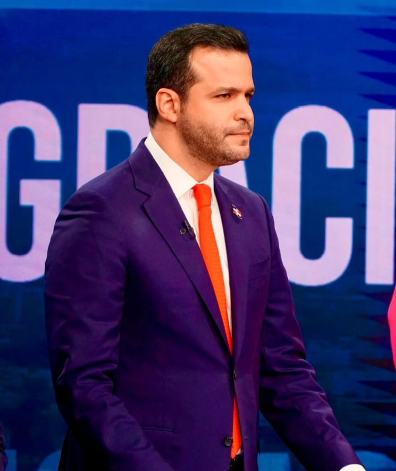 Fuerza del Pueblo designa a Rafael Paz en área de competitividad