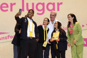 Seis proyectos innovadores reciben premios de la ‘Expo Nacional República de Ideas’ en RD