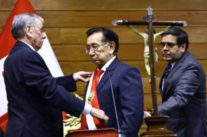 Perú tiene un nuevo presidente, el congresista José María Balcázar