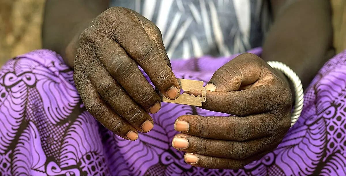 Médicos del mundo insta a reforzar la formación sanitaria contra la mutilación genital femenina