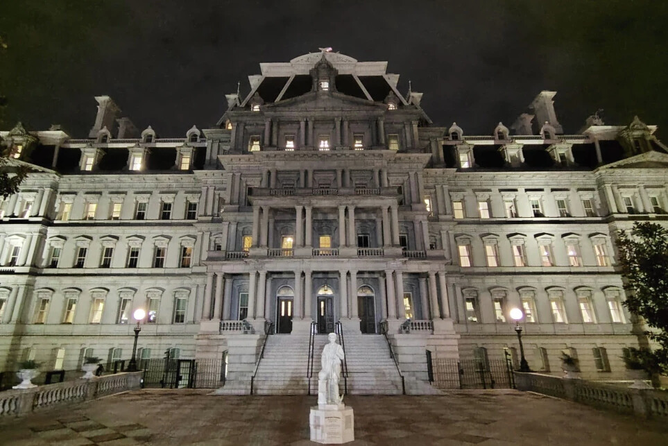 Trump reinstala estatua de Cristóbal Colón en el corazón de Washington