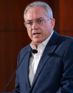 Ven comercio es vital para lograr meta 2036