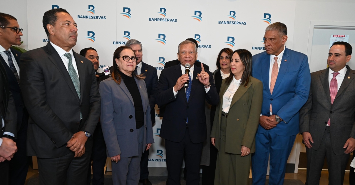 Banco de Reservas cierra en EE. UU. feria inmobiliaria