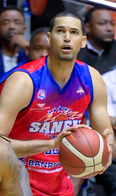 Ambos conjuntos colocaron 2-0 sus respectivas series semifinales, dejando contra la pared a Cupes y al Fernando Plaza Valerio.