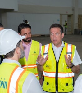 Ito Bisonó supervisa avances de las obras en el Parque del Este