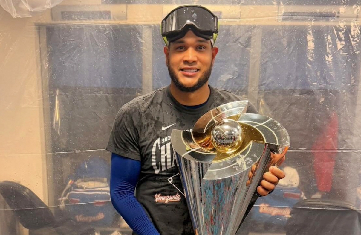 Eduardo López: “No hay nada más emocionante que ganar el Clásico”