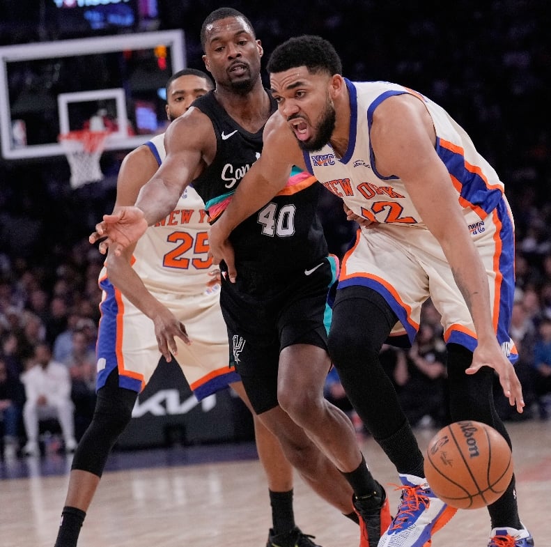 Karl-Anthony  frena Wemby y ayuda triunfo Knicks