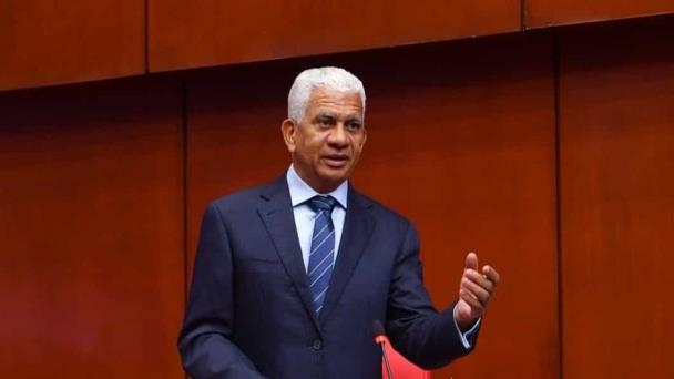 Propuesta de acuerdos judiciales de Luis Henry Molina genera rechazo en el Senado