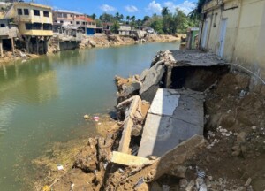 En Gaspar Hernández: Autoridades dragarán el río Jobay desalojarán viviendas a 30 metros de la orilla para evitar desastres