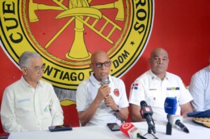 Alcaldía de Santiago retoma obra del Cuerpo de Bomberos