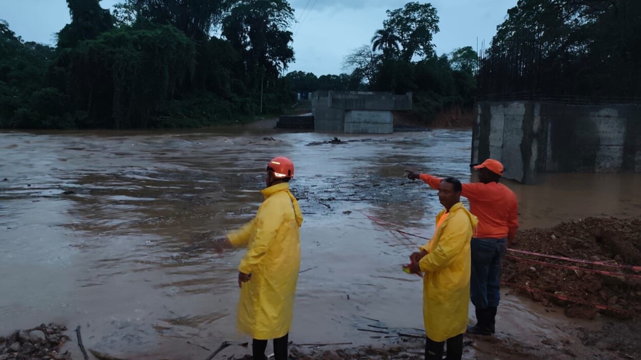 ¡Alerta! Se intensificarán lluvias esta tarde por vaguada