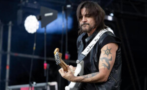 Juanes y su «Camisa negra» conquistan el Vive Latino de Ciudad de México