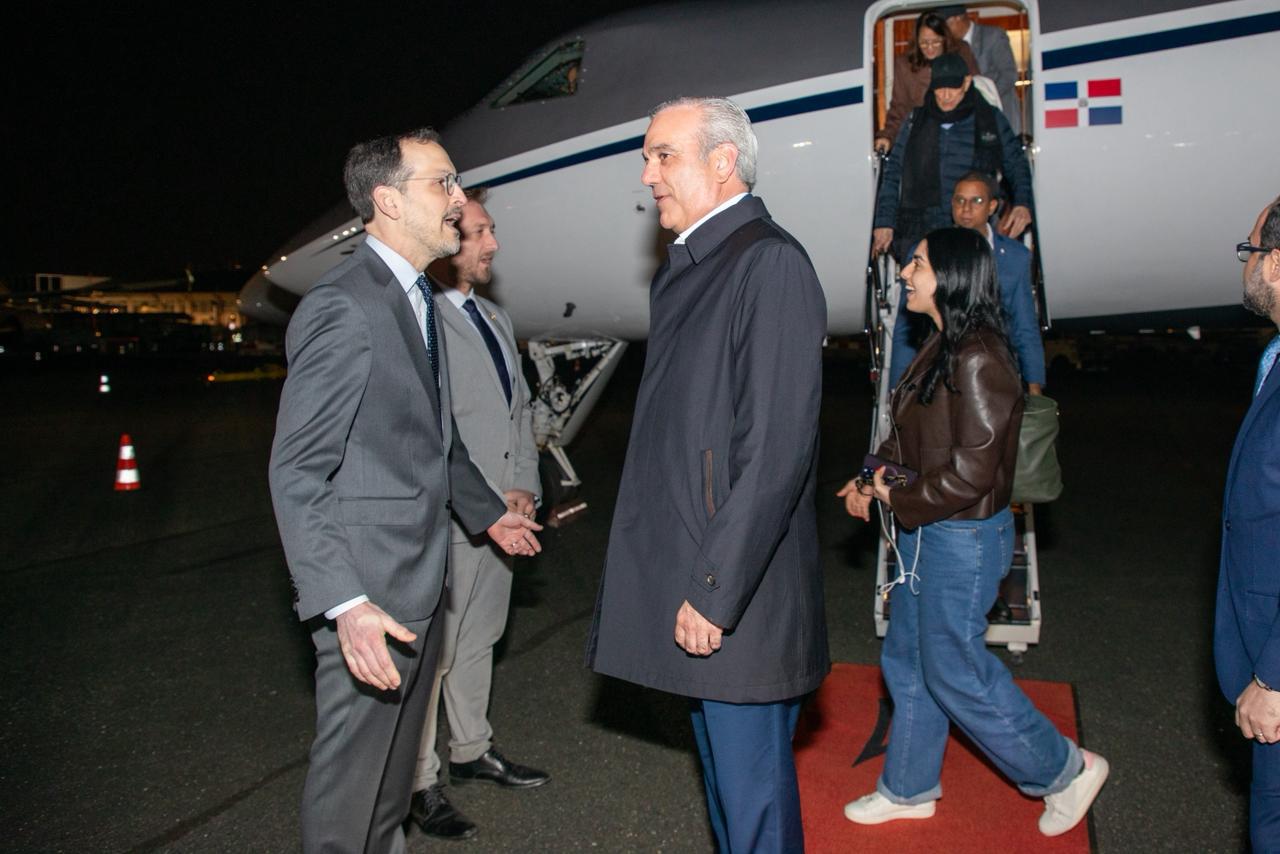 Abinader en París: agenda clave con Macron