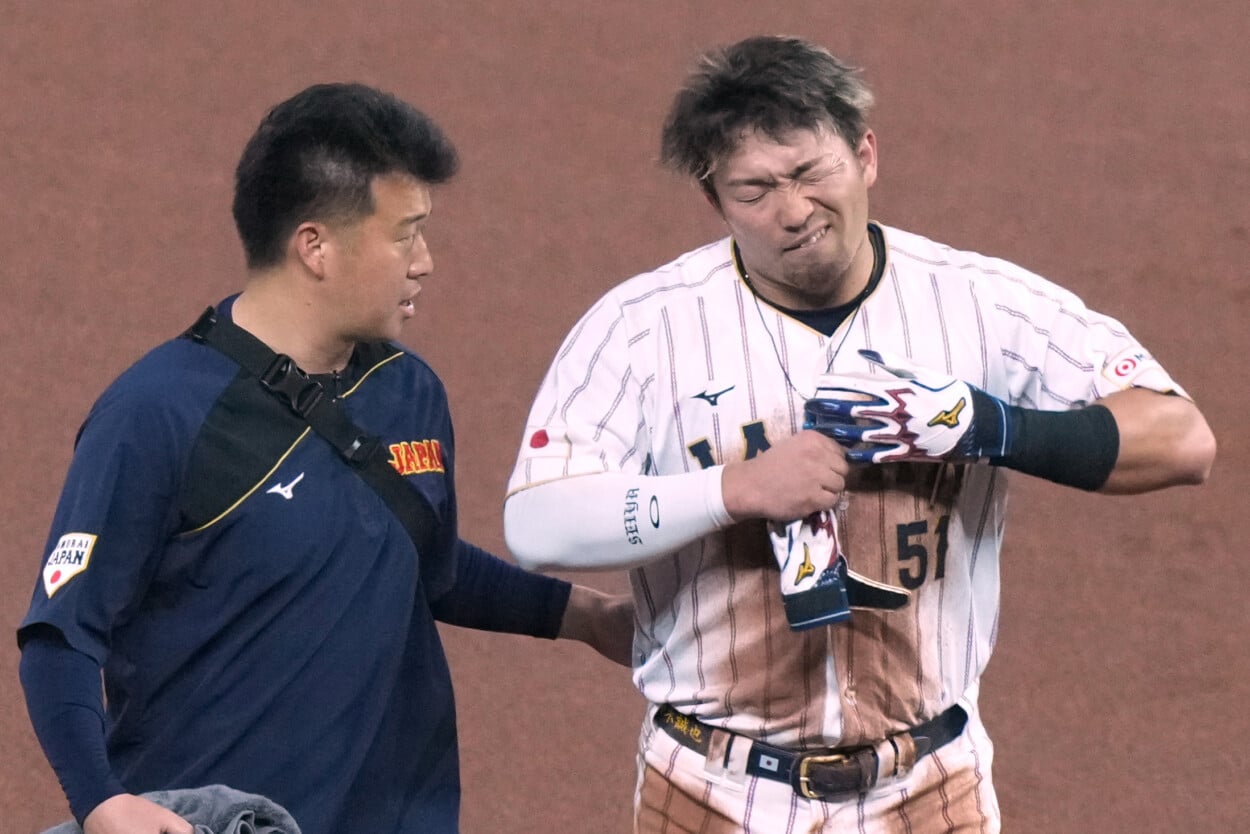 Seiya Suzuki sufre esguince leve de ligamento de rodilla señala manager de Cachorros