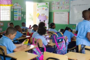 PLD advierte sobre retroceso en educación y aumento de vulnerabilidad en mujeres