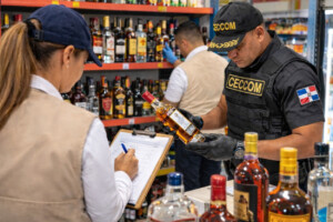 Inician operativo nacional contra bebidas alcohólicas adulteradas en Semana Santa