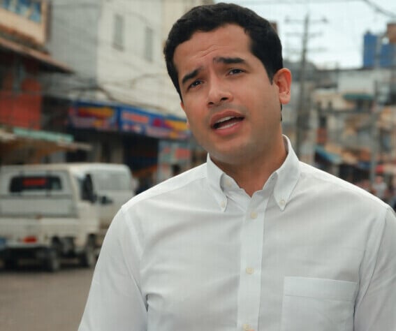 “No bastan cohetes para salvar la economía”, advierte Omar Fernández