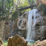 ¿Huyes del tumulto? Ven a El Saltadero, un oasis vertical que ofrece paz y frescura pura en este asueto.