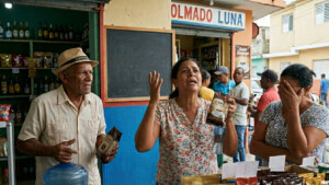 Tomar agua y café ahora es más caro; aumentos no cesan, mientras población se queja