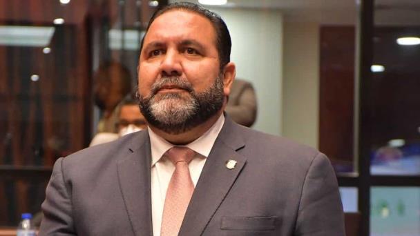 Genao pide frenar populismo ante crisis global