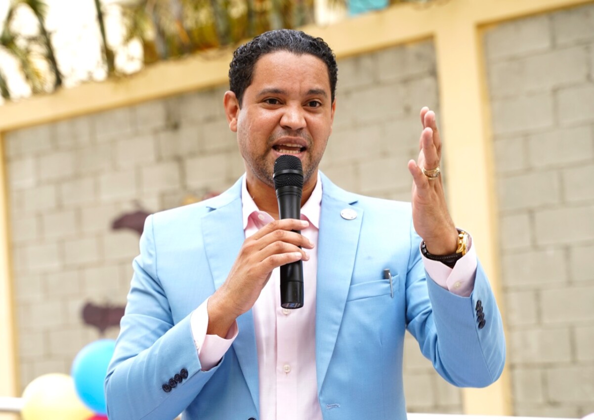 Impacto político: Rafael Amador lanza aspiración para dirigir secretaría  PRM en el DN