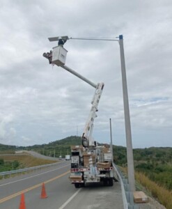 RD Vial inicia trabajos de iluminación en la circunvalación Sur de Baní