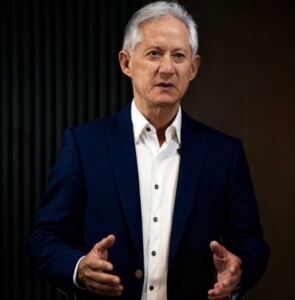 ¿Puede la economía dominicana resistir el choque petrolero? Ng Cortiñas lo explica