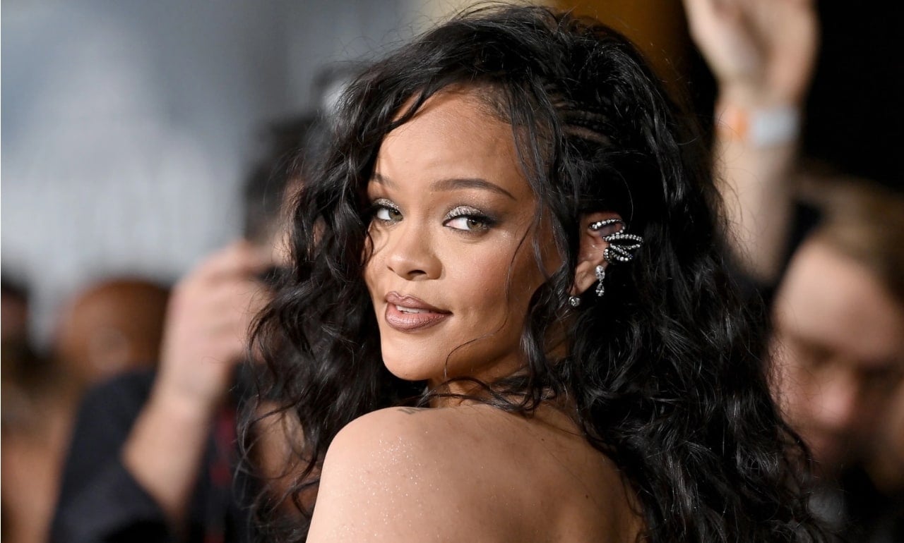 Detienen mujer tras disparar 10 veces contra la casa de Rihanna en Beverly Hills