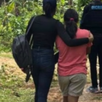 Policía rescata adolescente reportada como desaparecida en Samaná; buscan a sospechoso