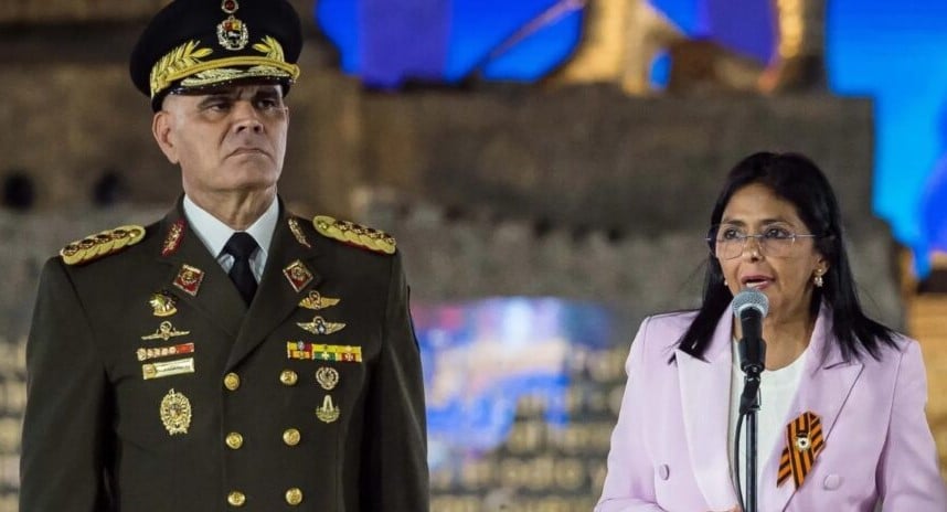 Delcy Rodríguez destituye a Padrino López: ¿Qué viene para Venezuela?