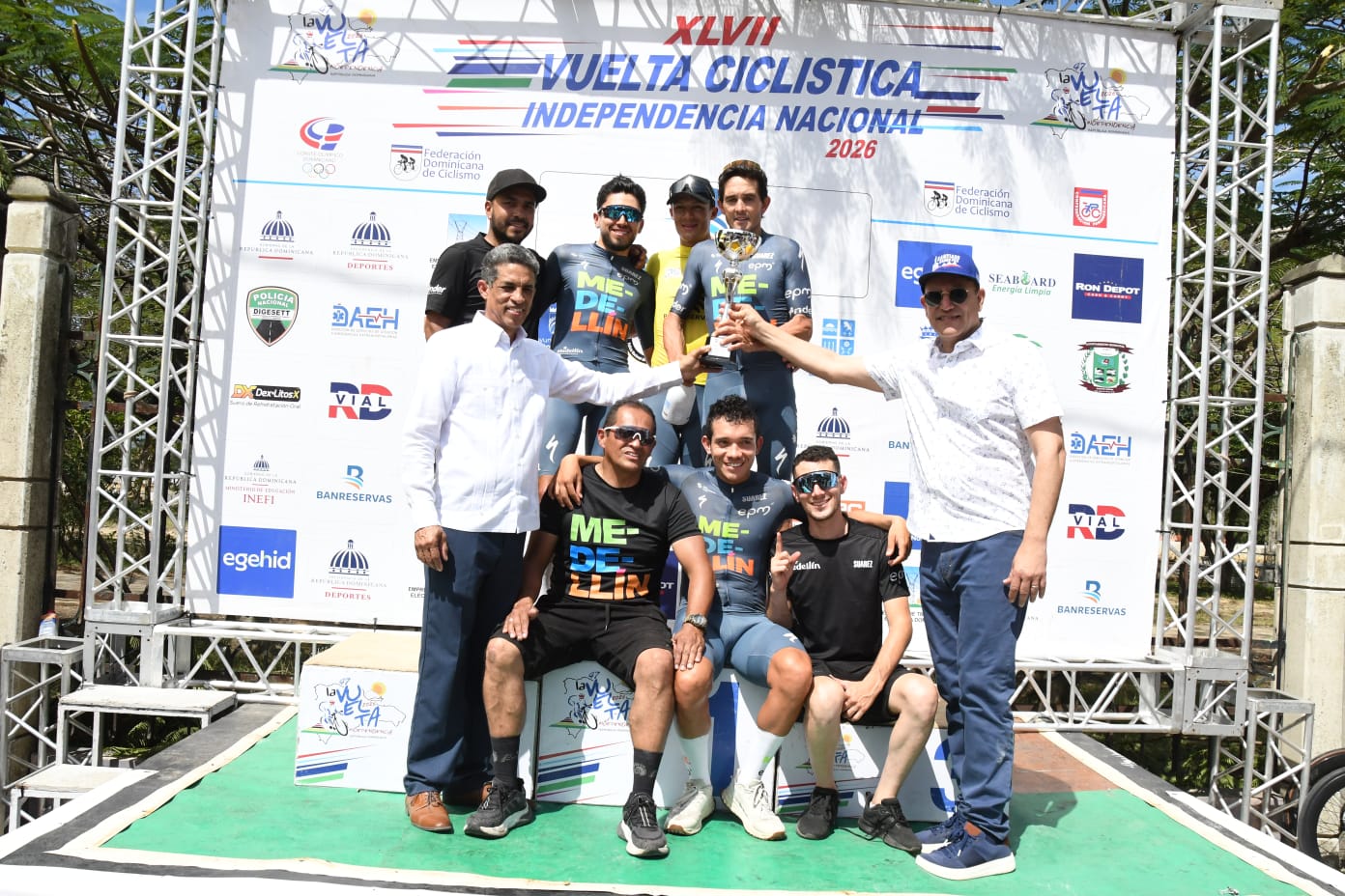 Wilmar Paredes y Team Medellín campeones de la 47 Vuelta Ciclística Independencia Nacional