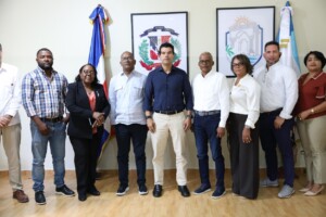 Crean comisión de veeduría para saneamiento en Boca Chica