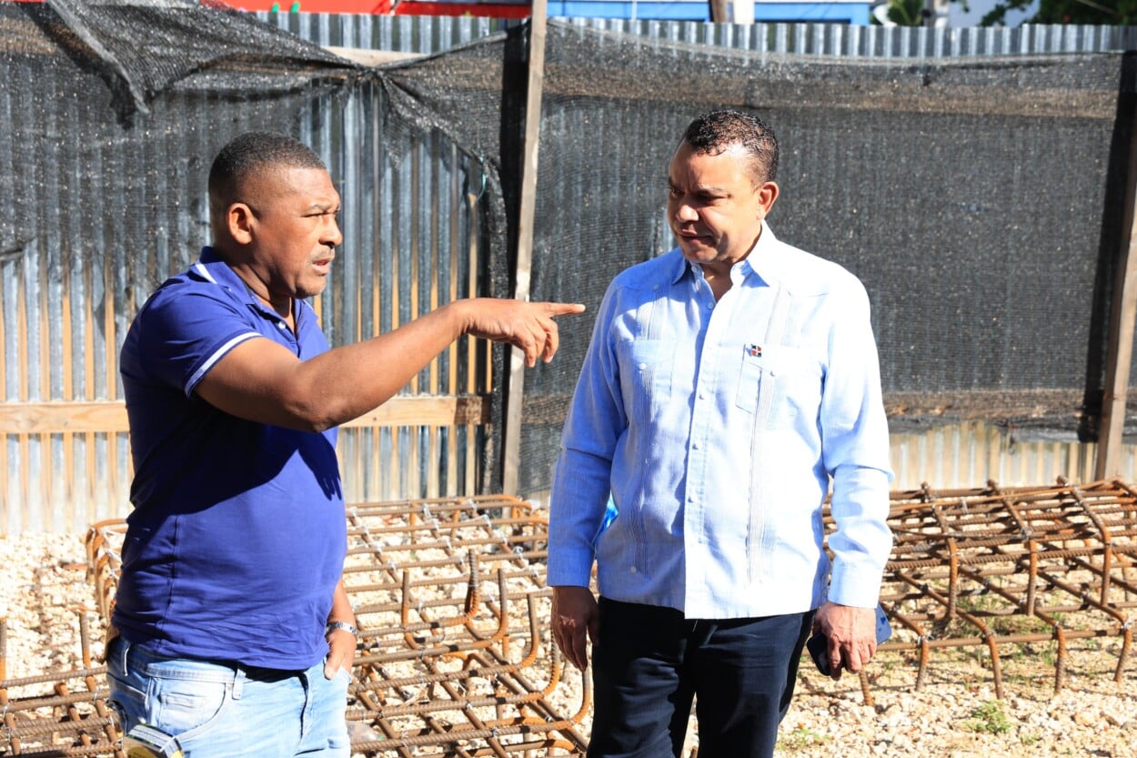 SNS supervisa construcción de Unidad de Quemados Pediátrica en el Robert Reid Cabral