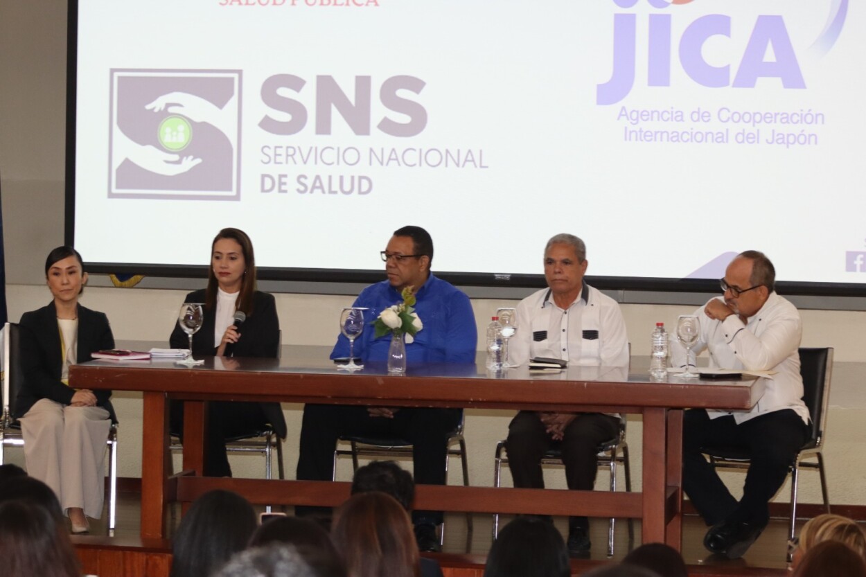 Especialistas promueven parto humanizado para mejorar atención materna