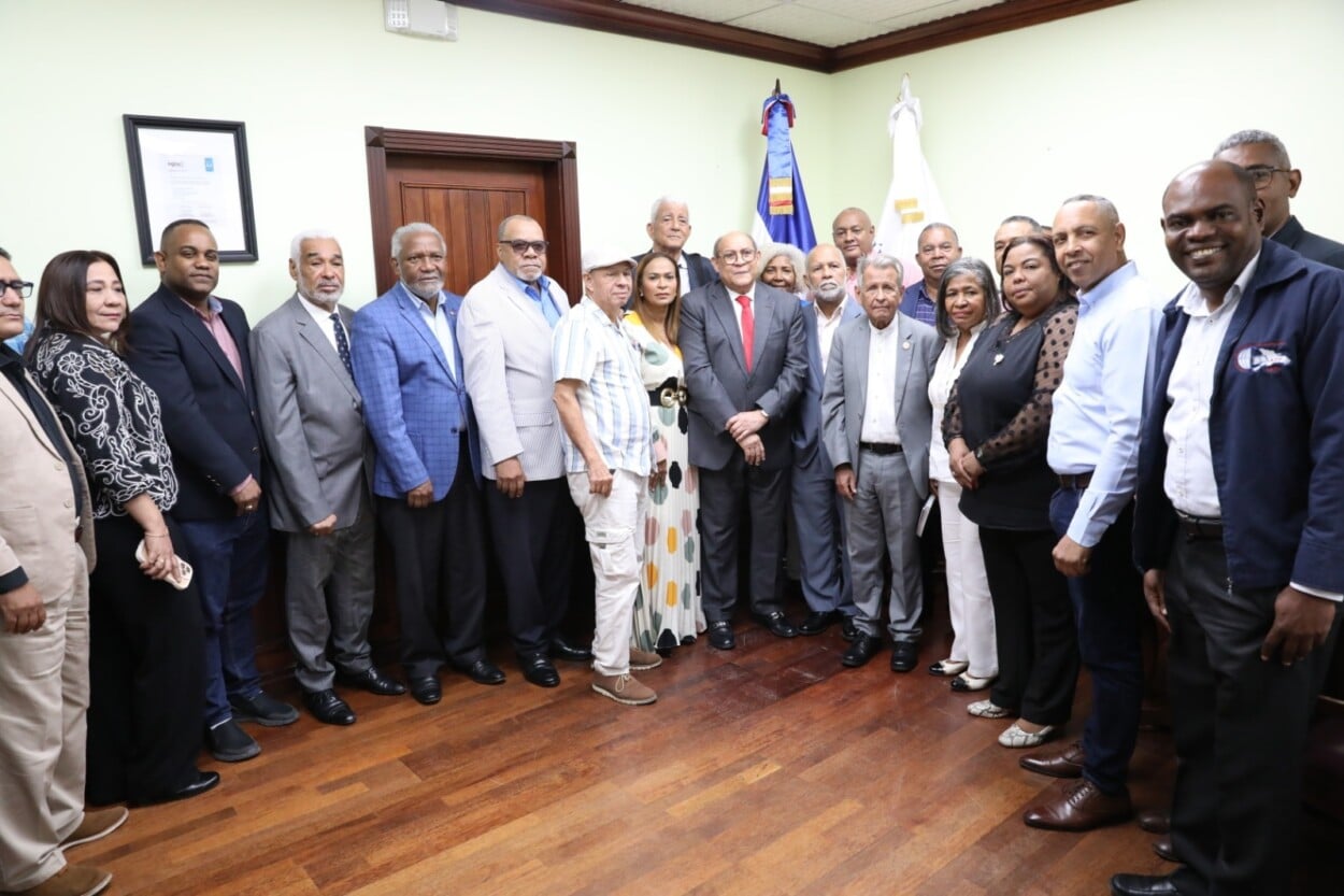 La ADP ratifica negativa a la fusión de los ministerios de Educación