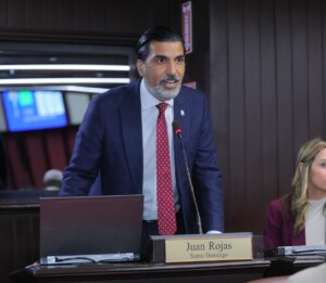 Diputado reintroduce proyecto de ley para crear Ministerio de la Familia