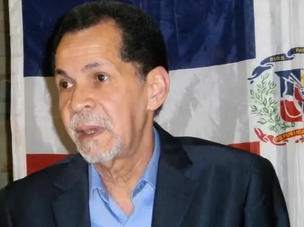 Dirigente en Nueva York denuncia desprecio oficial hacia dominicanos en el exterior
