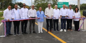 Comunidad de Villa Riva agradece la nueva vía inaugurada por el presidente Abinader