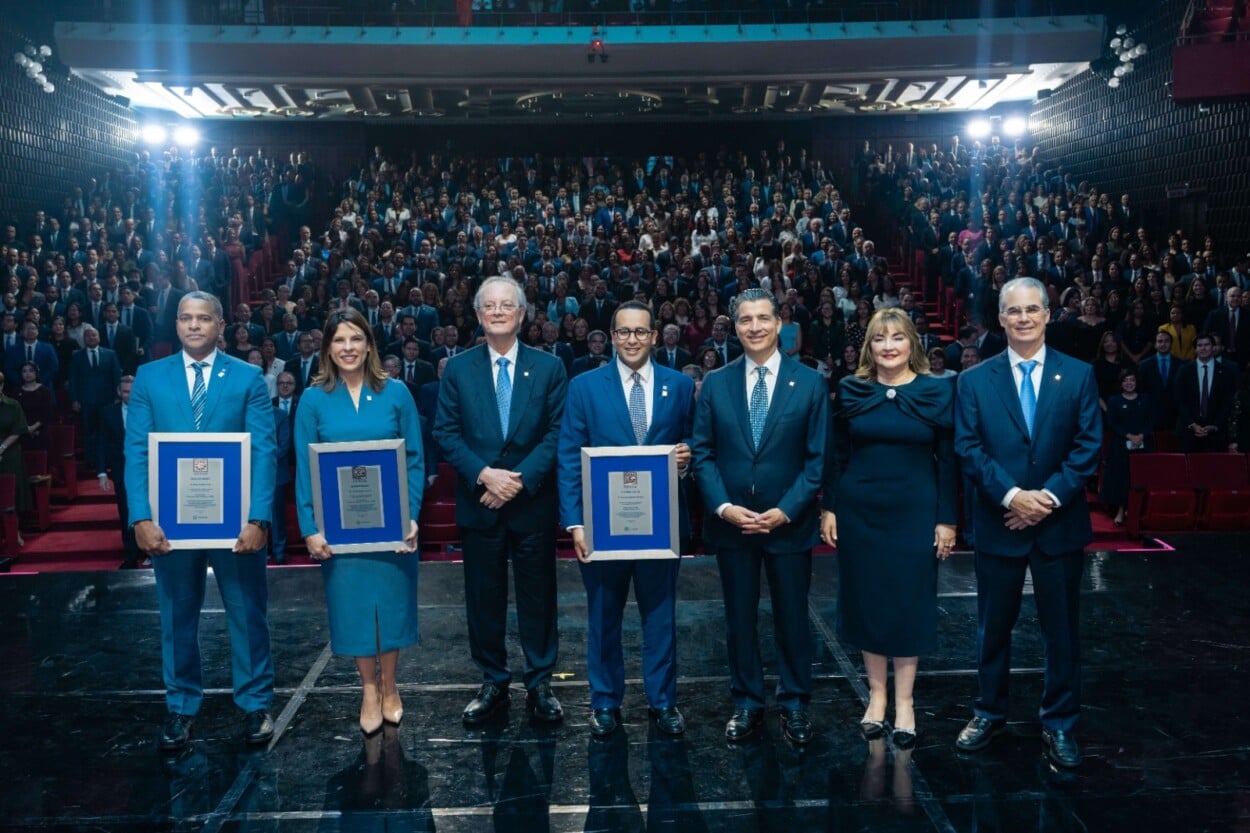 Banco Popular Dominicano celebra reunión anual y premia a los gerentes más destacados de 2025