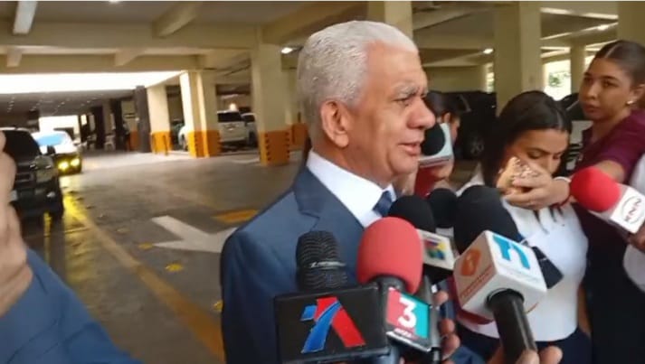 Presidente del Senado defiende proyecto para fortalecer controles contra dinero ilícito en la política