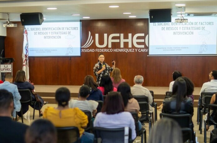 Expertos alertan sobre impacto de redes sociales en la salud mental de menores