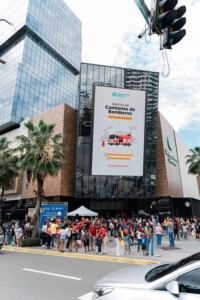 Downtown Center celebra con éxito tradicional desfile de camiones del Cuerpo de Bomberos del Distrito Nacional