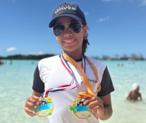 Con 54 minutos, Sarah Ochoa se corona campeona en Boca Chica Open Water