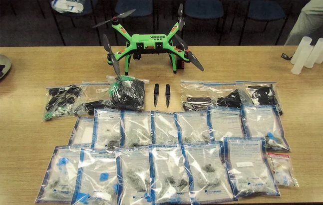 Dron es interceptado con armas, drogas y celulares en prisión del norte de Nueva York